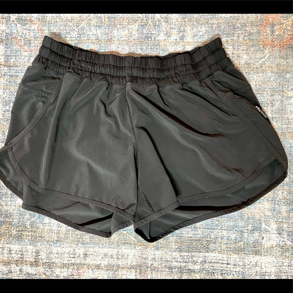 Lululemon Tracker Short 4”